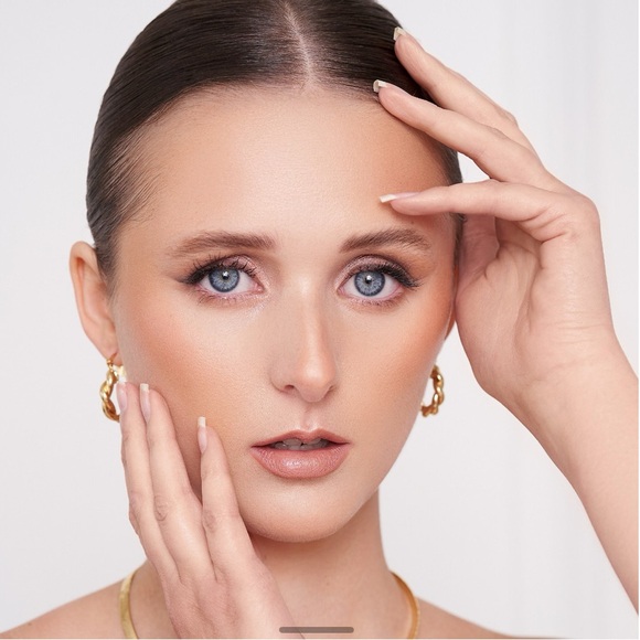 Dominique Essential Palette - Picture 9 of 13